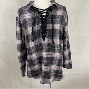 American Eagle Soft Lace Up Oversized Flannel